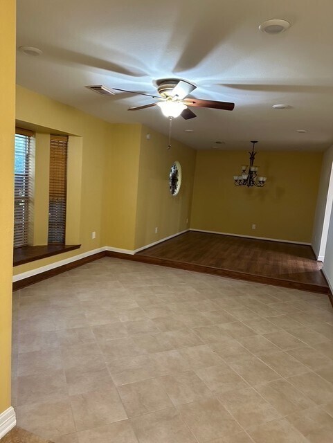 4503 Patterson in Manvel, TX - Building Photo