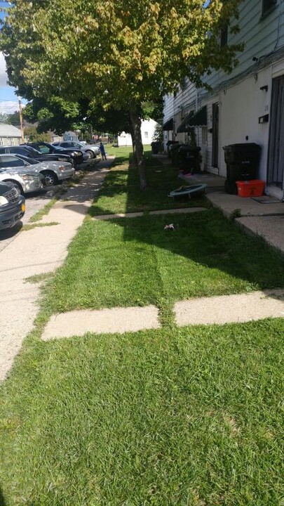 20 Blackmore St in Tonawanda, NY - Building Photo