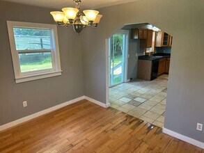 66 Layton St in Lyons, NY - Building Photo - Building Photo