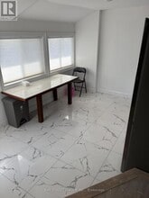 5757 Stanley Ave in Niagara Falls, ON - Building Photo - Building Photo