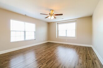 133 Georgetowne Dr in Clayton, NC - Building Photo - Building Photo