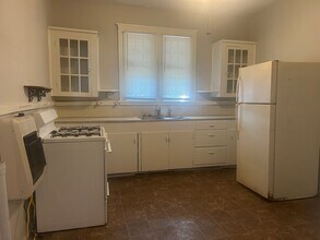 2124 Maple St in North Little Rock, AR - Building Photo - Building Photo