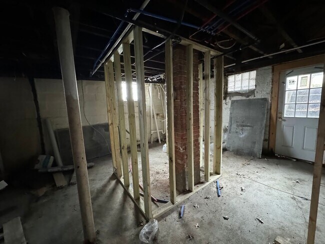 1646 Potomac Ave in Pittsburgh, PA - Building Photo - Building Photo