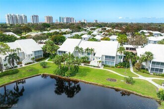 768 Willowbrook Dr in Naples, FL - Building Photo - Building Photo
