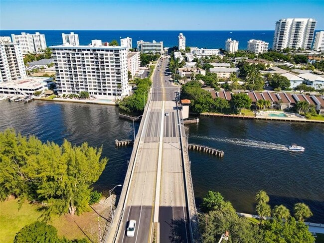 2860 NE 14th St in Pompano Beach, FL - Building Photo - Building Photo