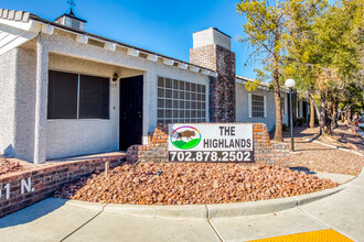 1201 N Rainbow Blvd in Las Vegas, NV - Building Photo - Building Photo