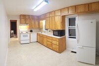 1504 Rogers Cir photo'