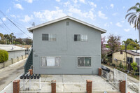 2215-2225 Smythe Ave in San Ysidro, CA - Building Photo - Building Photo