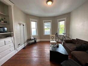 348 Faneuil St, Unit 3 in Boston, MA - Building Photo - Building Photo