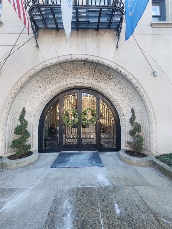 property at 416 Commonwealth Ave