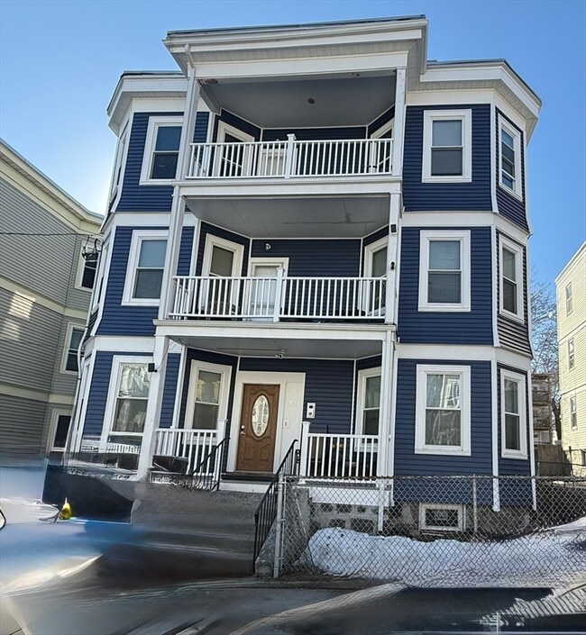 property at 55 Lithgow St