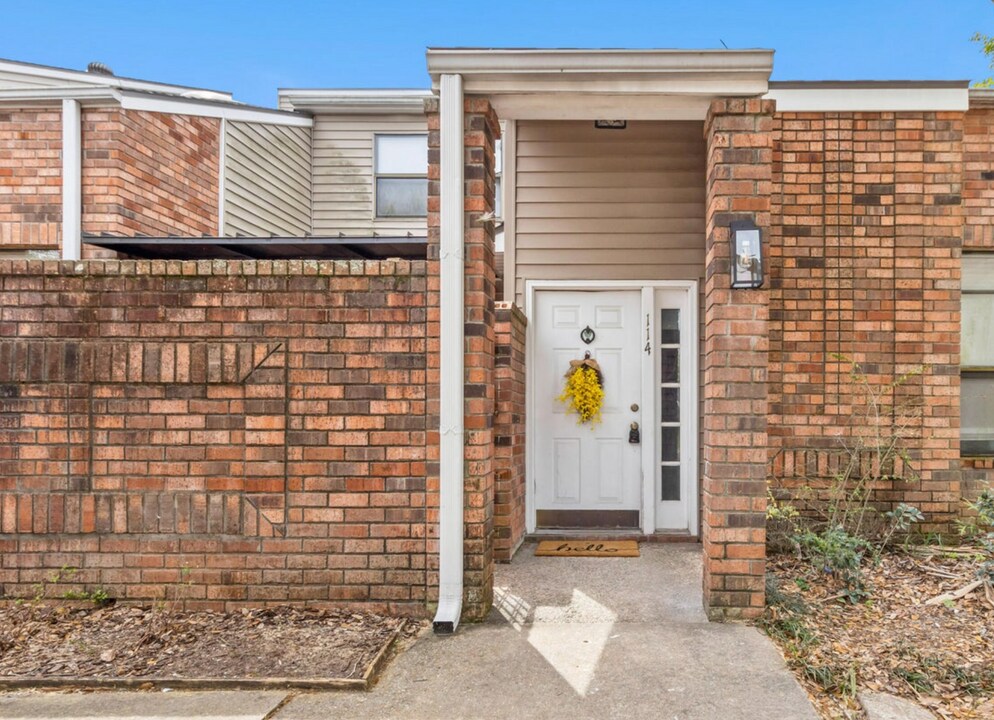 183 Steiner Rd in Lafayette, LA - Building Photo