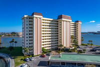 Continental House at Sea Towers in St. Petersburg, FL - Building Photo - Building Photo