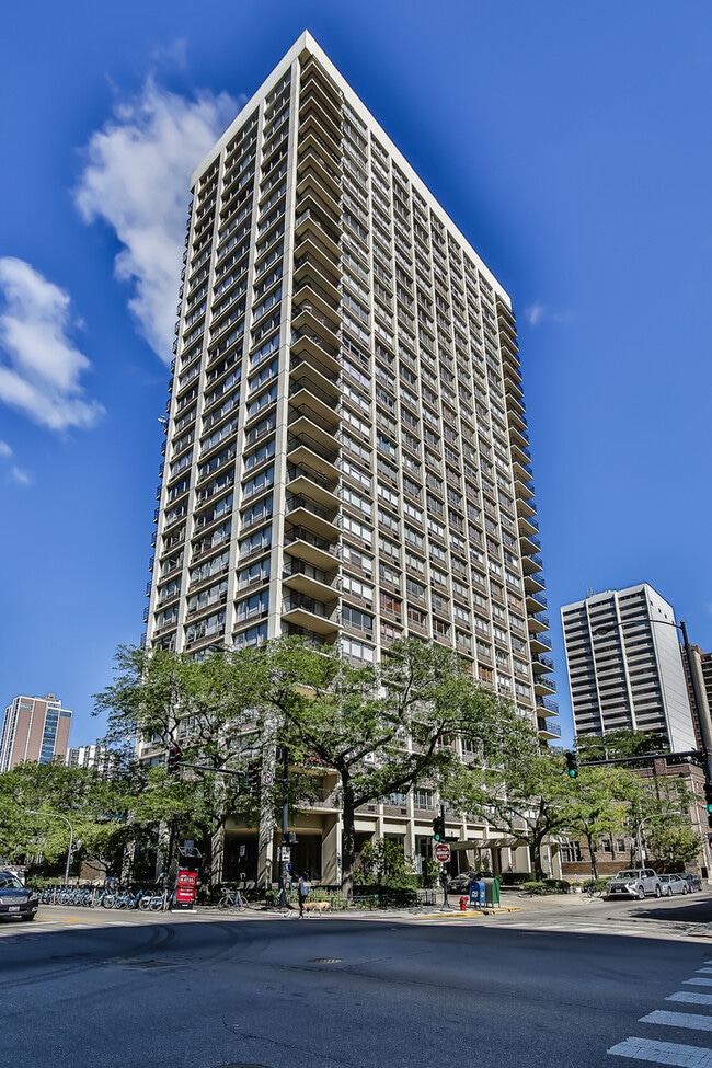 property at 88 W Schiller St