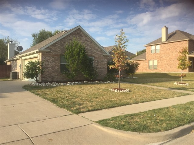 714 Quail Hollow Dr in Midlothian, TX - Building Photo - Building Photo