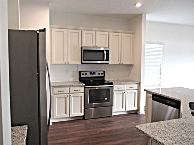 8146 Golden Bamboo Dr in Jacksonville, FL - Building Photo - Building Photo