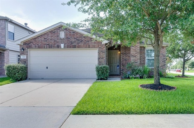 property at 3302 Legends Landing Dr