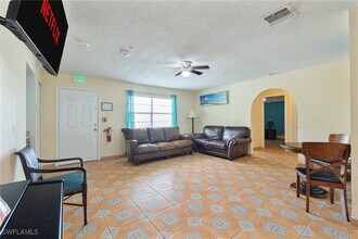 402 Arthur Ave in Lehigh Acres, FL - Building Photo - Building Photo