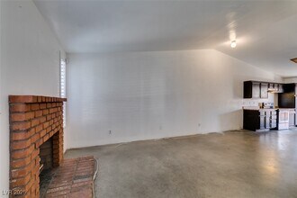 1803 Discus Dr in Las Vegas, NV - Building Photo - Building Photo