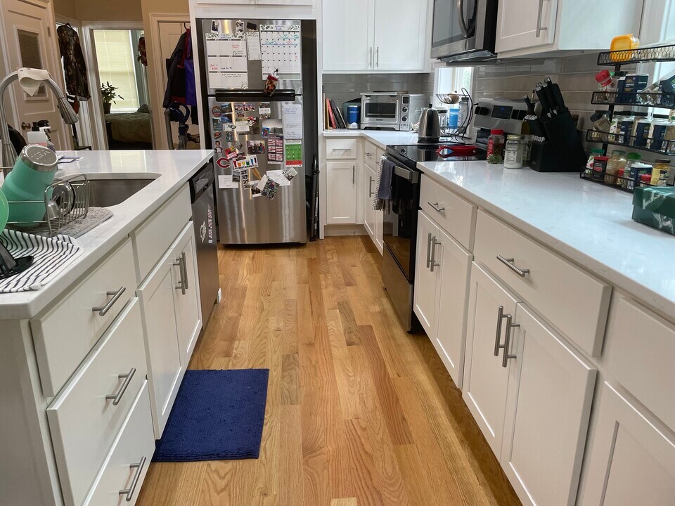 60 Foster St, Unit 2 in Boston, MA - Building Photo
