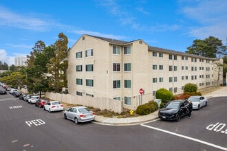 Amberwood Apartments in Daly City, CA - Building Photo - Building Photo