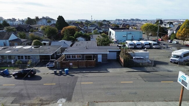 1814 B St in Eureka, CA - Building Photo - Building Photo