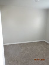 5365 S 3750 W in Roy, UT - Foto de edificio - Building Photo