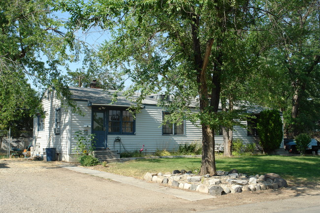 Village Apartments in Boise, ID - Building Photo - Building Photo