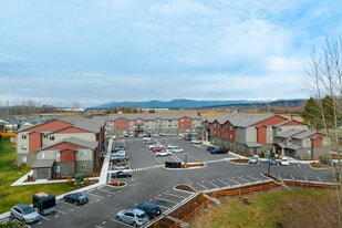 Remington Place Apartments in Marysville, WA - Building Photo