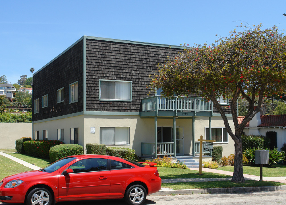 1793 Evans Ave in Ventura, CA - Foto de edificio