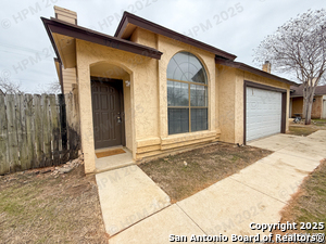 9704 Valley Crest in San Antonio, TX - Building Photo - Building Photo