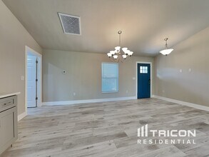 248 Wayne Rd in Rotonda West, FL - Building Photo - Building Photo