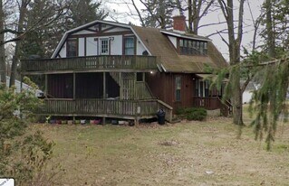 232 Strouse Ave in State College, PA - Building Photo