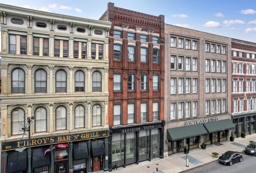 Meridian Lofts in Indianapolis, IN - Foto de edificio