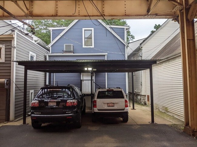 property at 2702 N Wilton Ave
