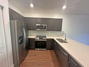 4676 Caspian Way in Davie, FL - Building Photo - Building Photo