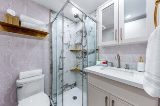 168 McCaul St, Unit SI ID1389235P in Toronto, ON - Building Photo - Building Photo