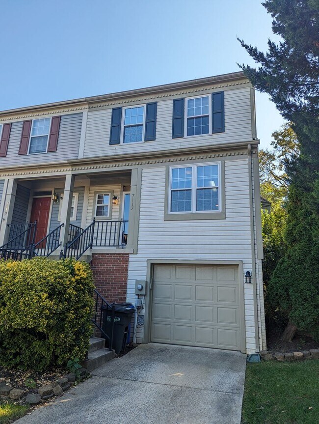 7117 Gresham Ct E in Frederick, MD - Building Photo - Building Photo