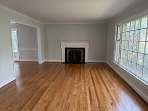 5300 Portsmouth Rd in Bethesda, MD - Building Photo - Building Photo