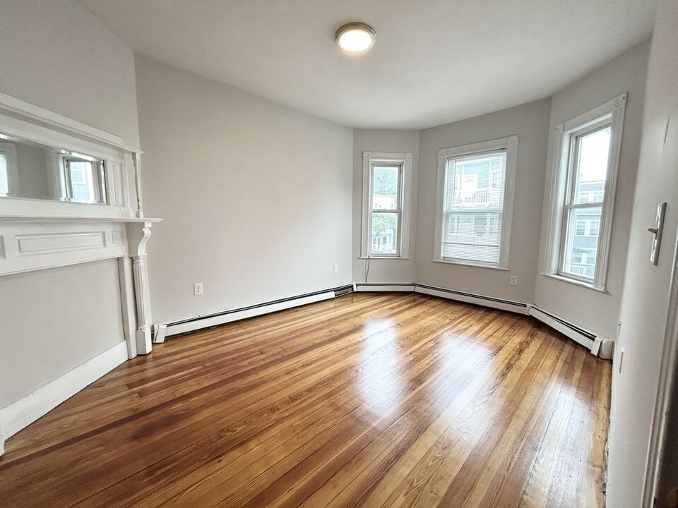 24 Maryland St, Unit 2 in Boston, MA - Building Photo