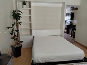 4015 Indian Creek Dr in Miami Beach, FL - Building Photo - Building Photo