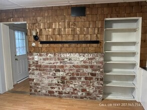 439 Fourth St. Apt. in Old Town, ME - Foto de edificio - Building Photo