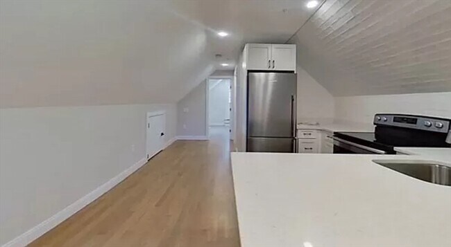 46 Ridgemont St, Unit 3 in Boston, MA - Foto de edificio - Building Photo