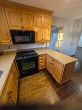 571 Village Ln in Jonesboro, GA - Building Photo - Building Photo