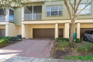 2514 Grand Central Pkwy in Orlando, FL - Building Photo