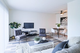 Arborstone Apartments in Cincinnati, OH - Foto de edificio - Building Photo