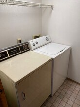 2005 NE Terre View Dr in Pullman, WA - Building Photo - Building Photo