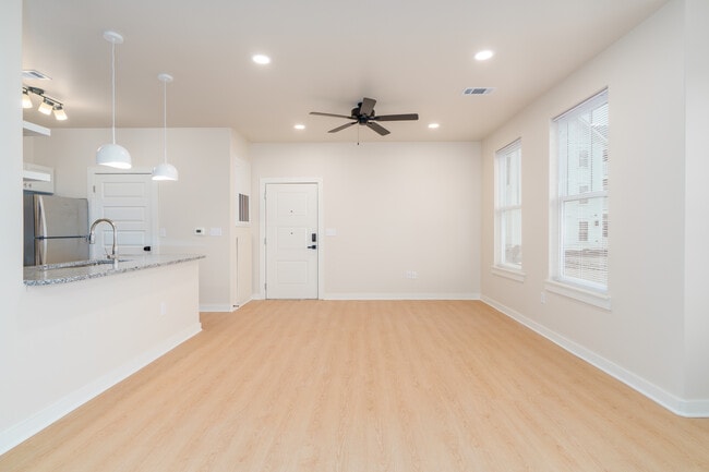 Newbury Flats in St. Charles, MO - Foto de edificio - Interior Photo