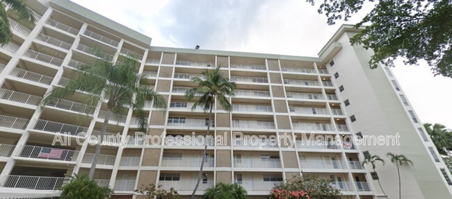 property at 3051 N Course Dr