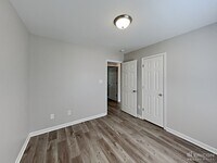 2056 Ballston Pl photo'
